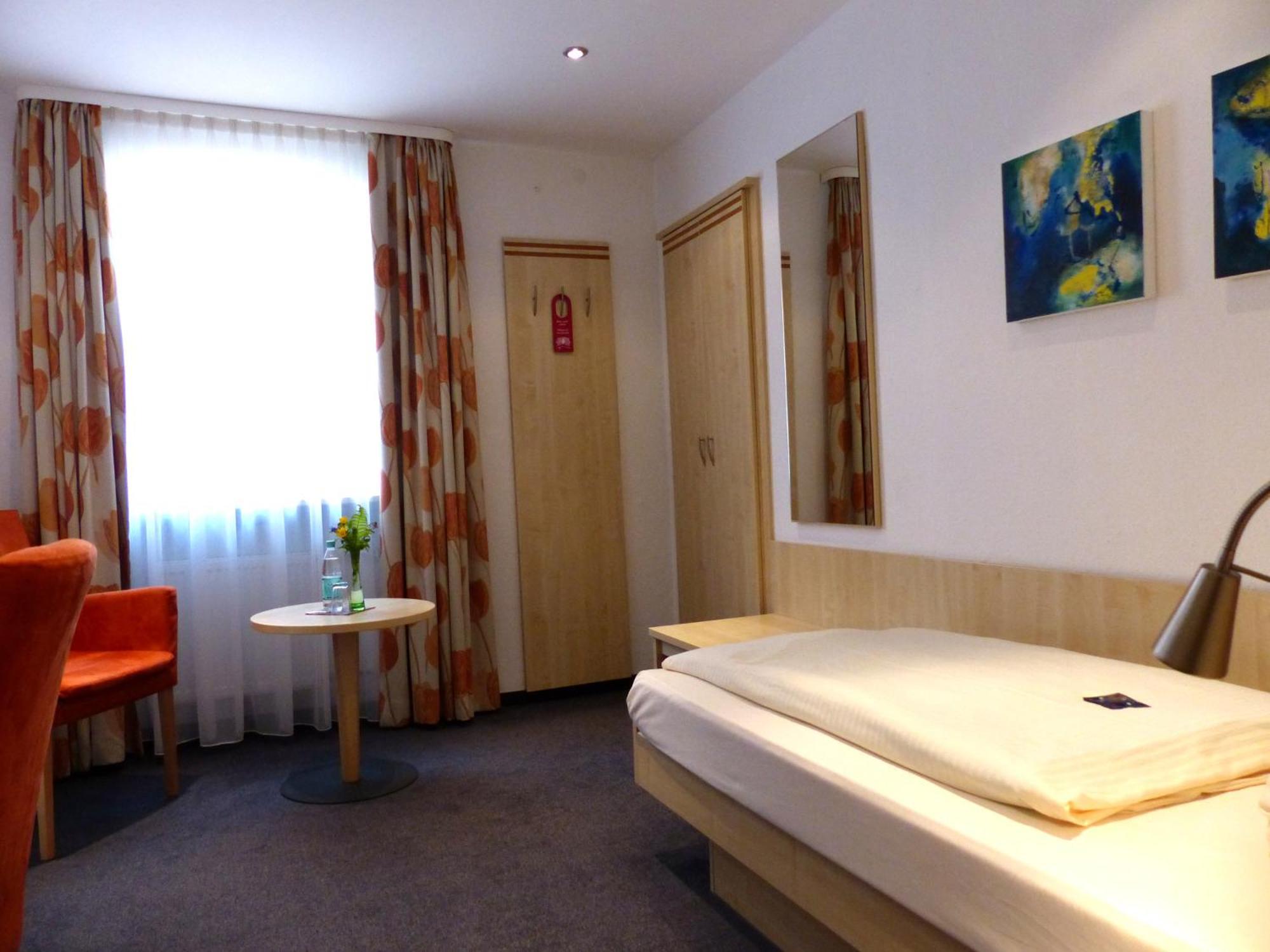 Hasi'S Hotel Grafing bei Muenchen Luaran gambar